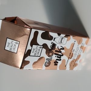 The Beauty crop glow milk